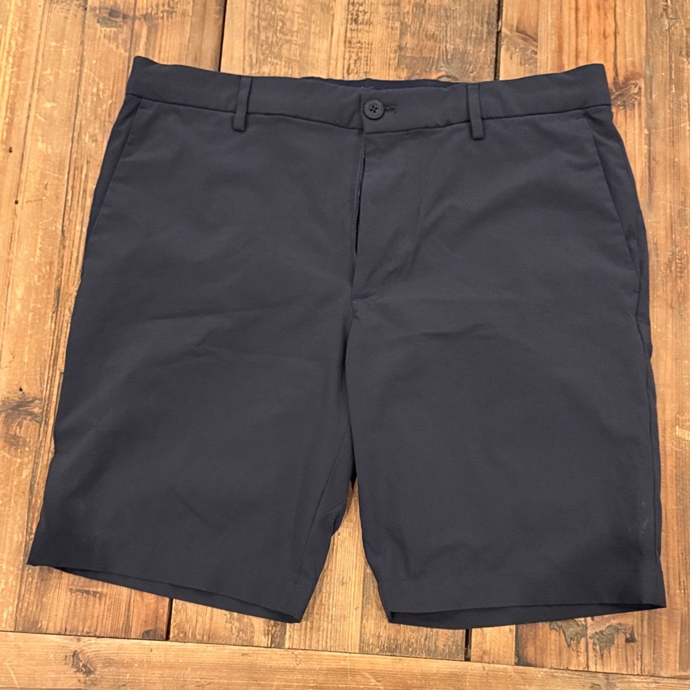 Hart Schaffner Marx Men's Navy Flat Front Shorts
